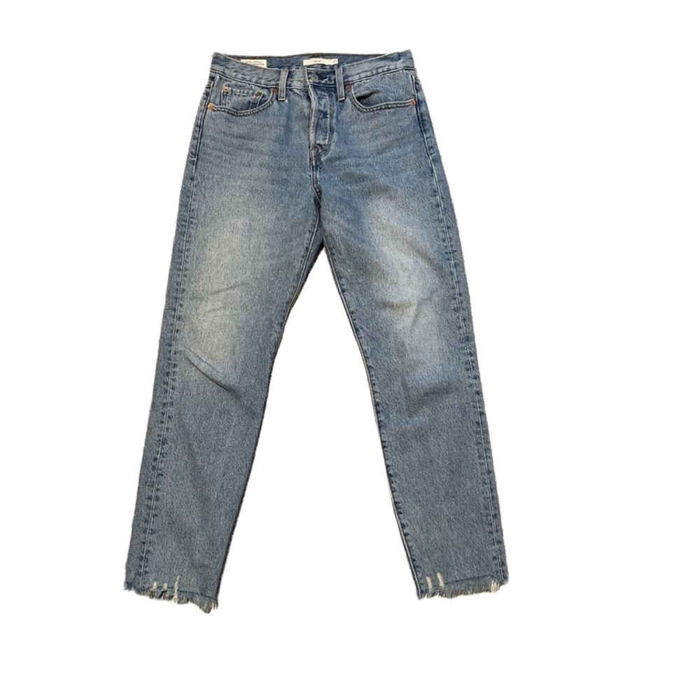 Levi’s Big E Wedgie Medium Wash Premium Jeans